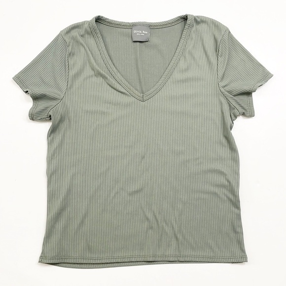 Olivia Rae green ribbed top - Picture 1 of 4